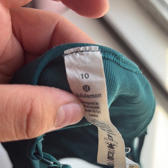 Lululemon Athletic - Picture 4 of 4